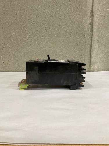 SQUARE D KC34125 - 125A AMP 3P POLE 65kA ~ 480V - Picture 2 of 4