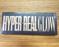 Mac Hyper Real Glow Palette FLASH + AWE - Size 0.15 Oz. / 4.5 g