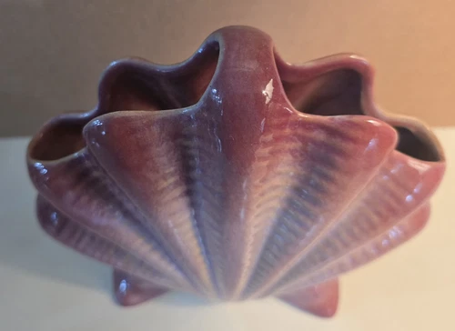 FRANKOMA REDBUD GLAZE ON ADA CLAY CLAM SHELL VASE 1949-1954 MOLD # 54 PINK