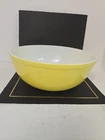 Vintage PYREX Yellow Mixing BOWL # 404 Primary Color Large EUC