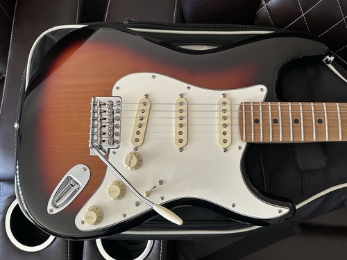Fender Classic Stratocaster W 57/62 USA Pickups And Locking Tuners