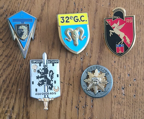 Lot de 5 Insignes Militaire /T92
