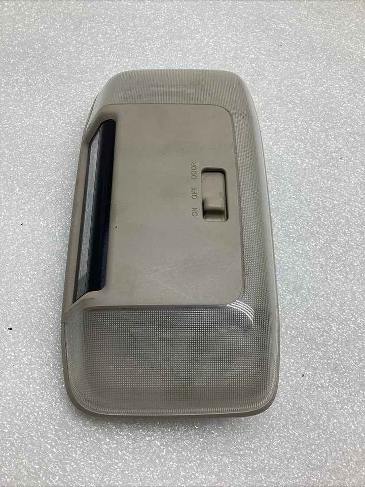 Luz domo de lectura interior Lexus GX470 2003-2007 FABRICANTE DE EQUIPOS ORIGINALES Foto 2 de 4