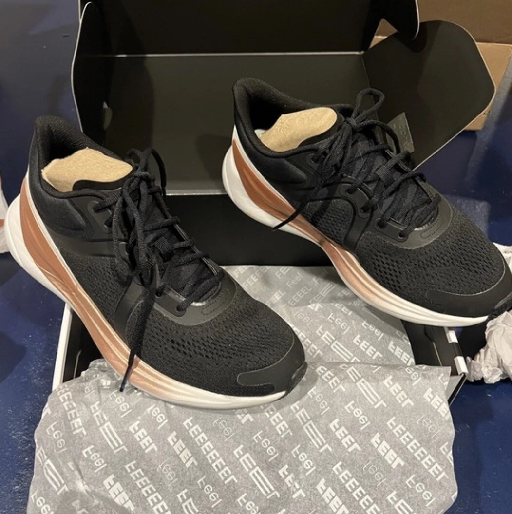 New in Box! Lululemon Blissfeel Sneakers Black / Rose Gold