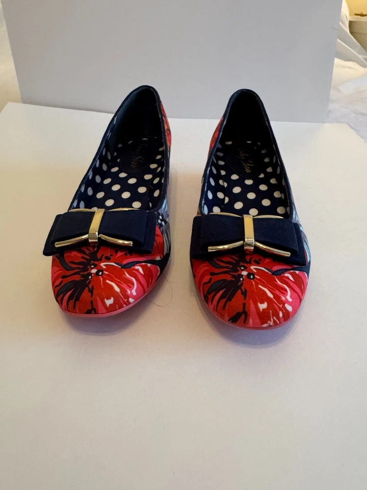 Floral fabric pumps, Ruby Shoo, heels, size 6. - Image 3 of 4