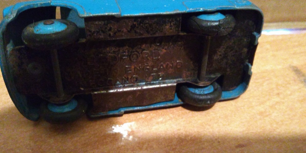 Dinky Toys GB N°481 Camion Bedford Ovaltine – Bleu, échelle 1/43, Zamak, Occasion