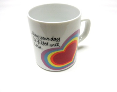 The Love Mug Avon Easter 1983 Rainbow Heart Vintage CC9