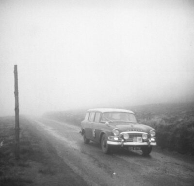 E A Candy T Richards A Werry Humber Super Snipe estate car 1960 Old Photo