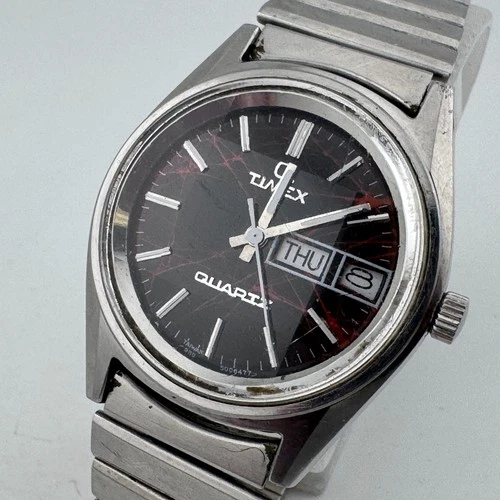 Vintage Classic Timex Quartz Watch Men Silver Brown Day Date Analog New Battery