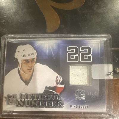 Leaf 2016 In the Game Enshrined Mike Bossy Islanders RN-25 Silver MEM /40