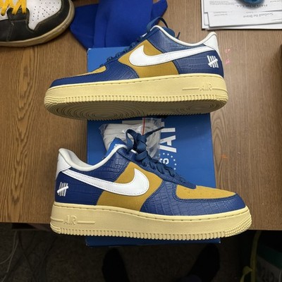Size 7 - Undefeated x Nike Air Force 1 SP Low Dunk vs AF1