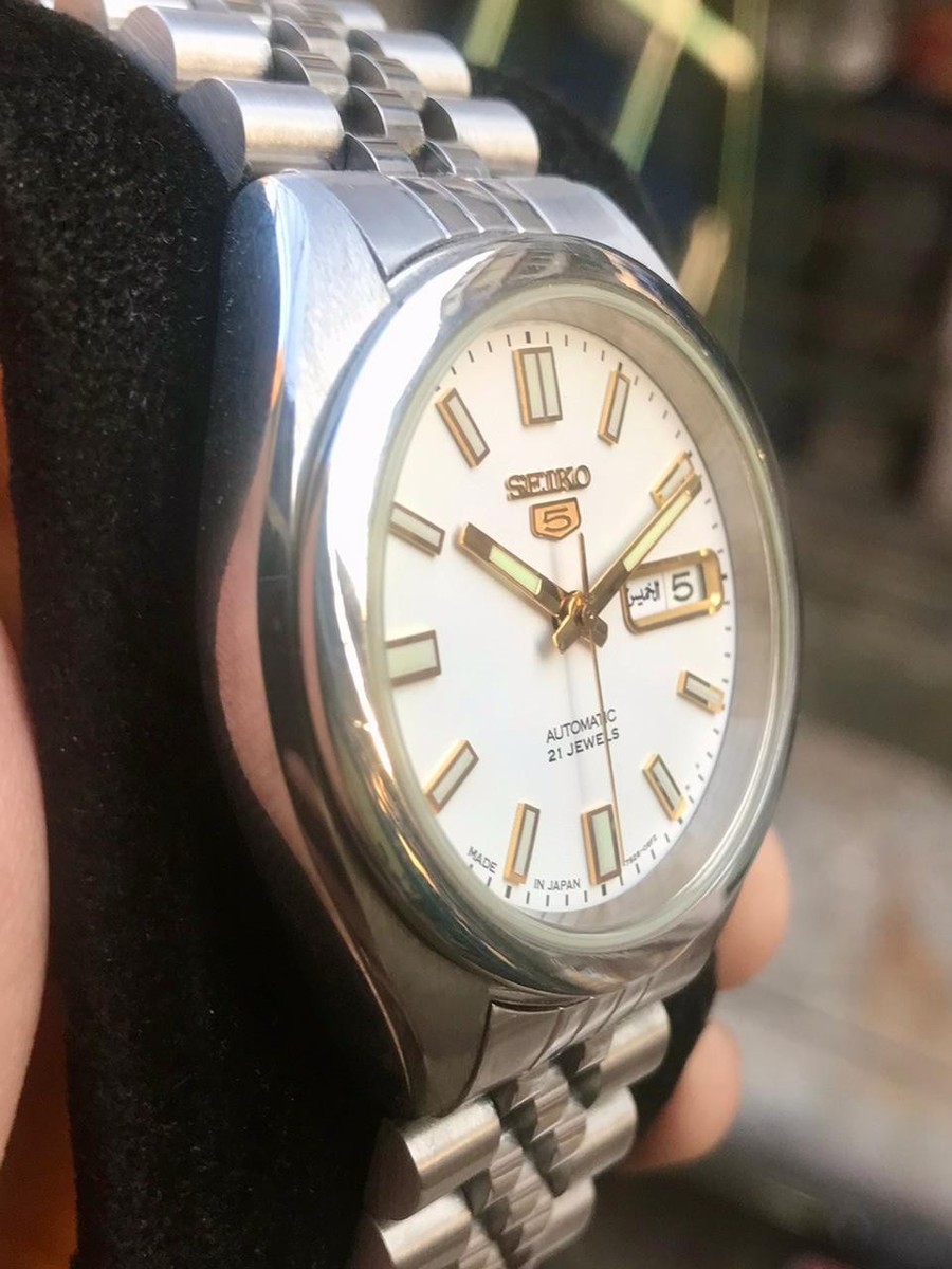 seiko 5 Automatic 21 Jewels White Dail japan Mean's wrist Watch