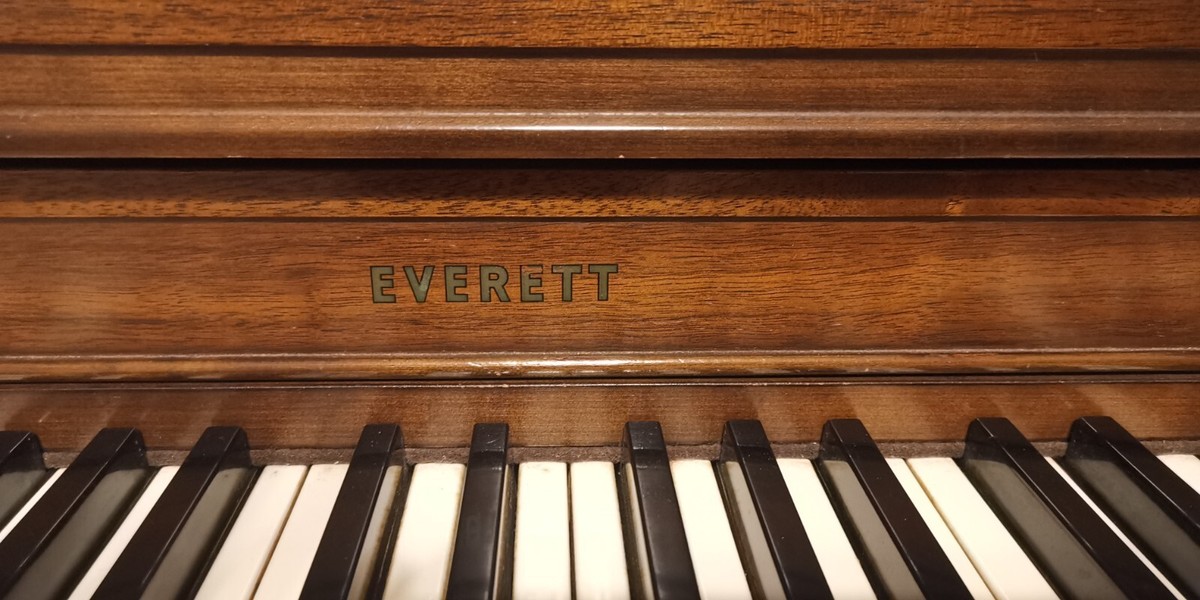 Everett 1960's upright piano $ 650 | eBay