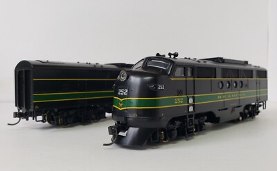 Stewart Hobbies HO FTA & FTB Set READING #252 DC NEW