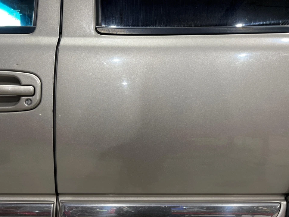 2000 - 2002 GMC Yukon Driver LH Left Pewter Metallic-11U Rear Power Door Shell Foto 3 de 4