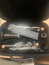 LeBlanc L225S Serenade Wood Clarinet Bb w/Case. Never Used. Silver Keys