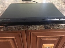 Sony CD/DVD Player DVP-SR510H With Remote Control Tested Works
