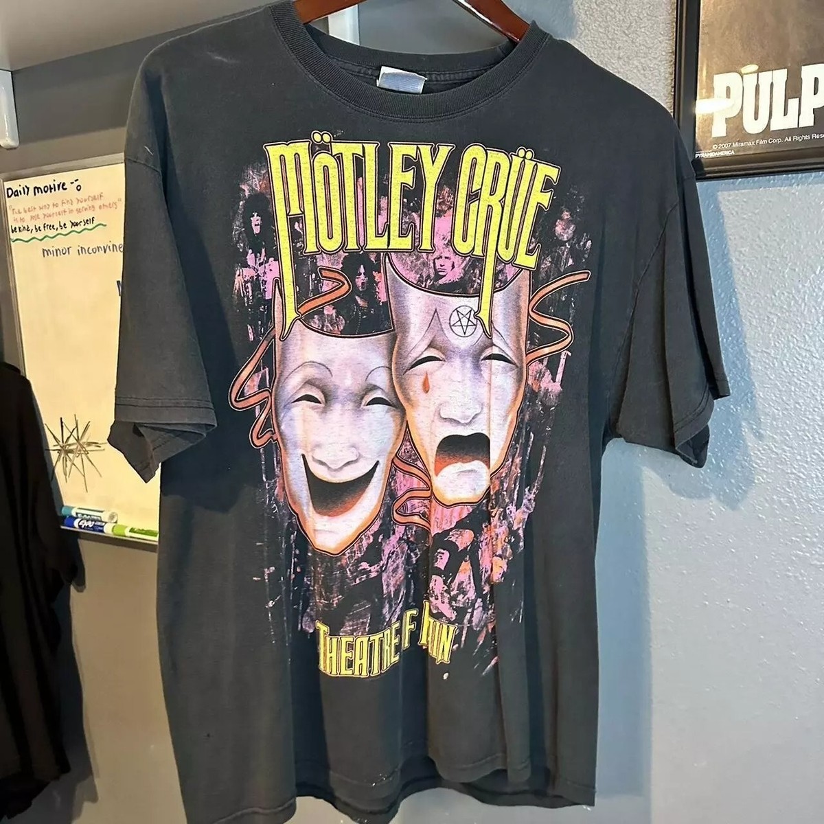 90s Motley Crue Theatre of Pain Basic Black Classic T shirt Vtg S 