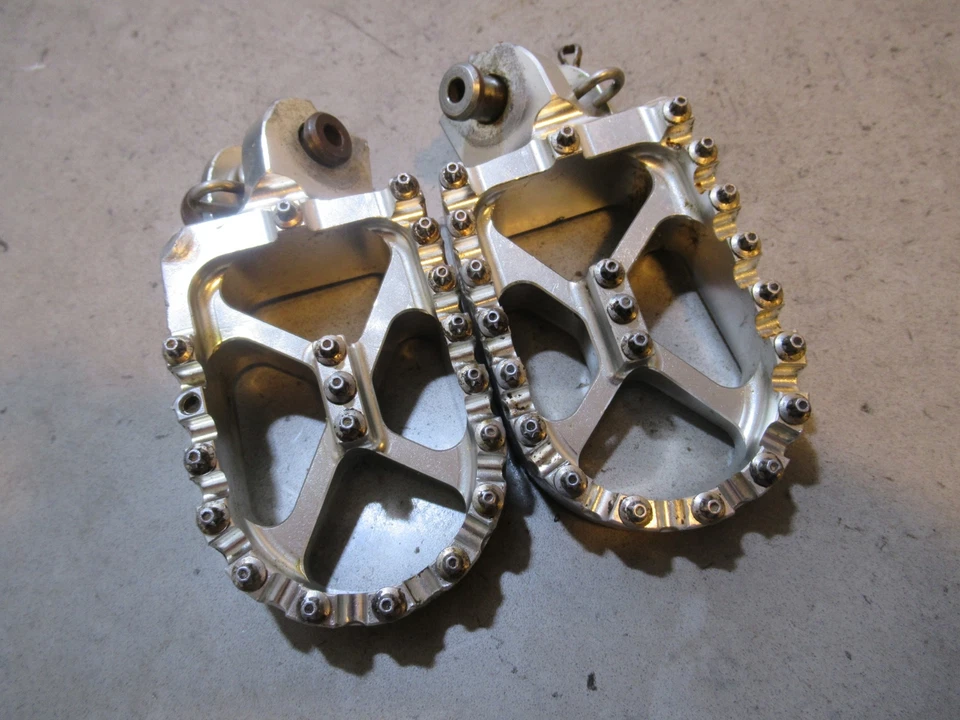 Reposapiés Husqvarna FC 450 Tusk 2015 Foto 2 de 4