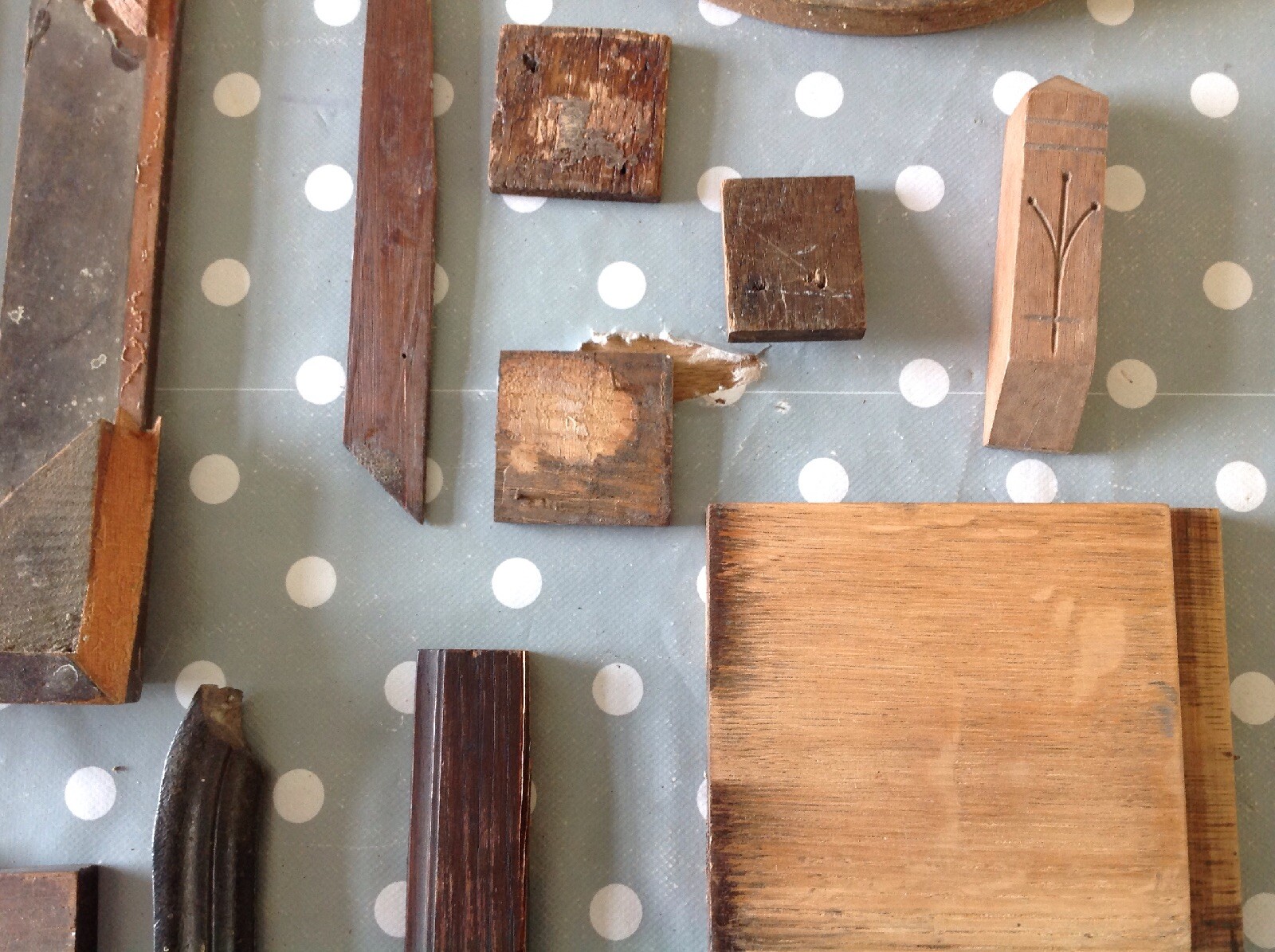 Antique Clock Case Parts Embellishments Decoration Seatboard Repair