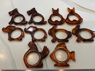 10—BEAUTIFUL BAKELITE NAPKIN RINGS—all same thickness SEE PICTURES FOR DETAILS—