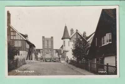 Suffolk Postkarte - Thorpeness - Gesamtansicht Straßenszene - Rp - Pu