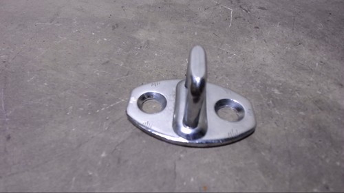 Halterung Kofferraum 3B0837033 VW Caddy 1.9 TDI DPF (5-Si.) Bj 2005 2K/ 2KN