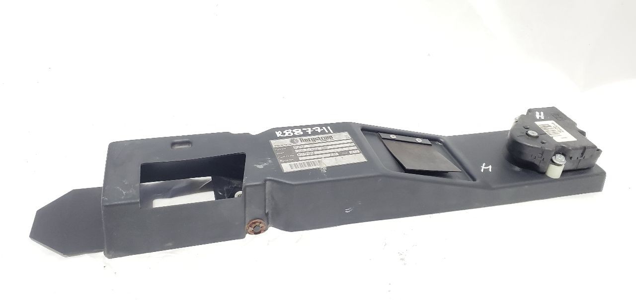 2005 Lotus Elsie OEM a117p0089 Fresh Air Actuator Duct