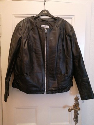 Schwarze Lederjacke klassisch zeitlos elegant must have 46 schöne Details