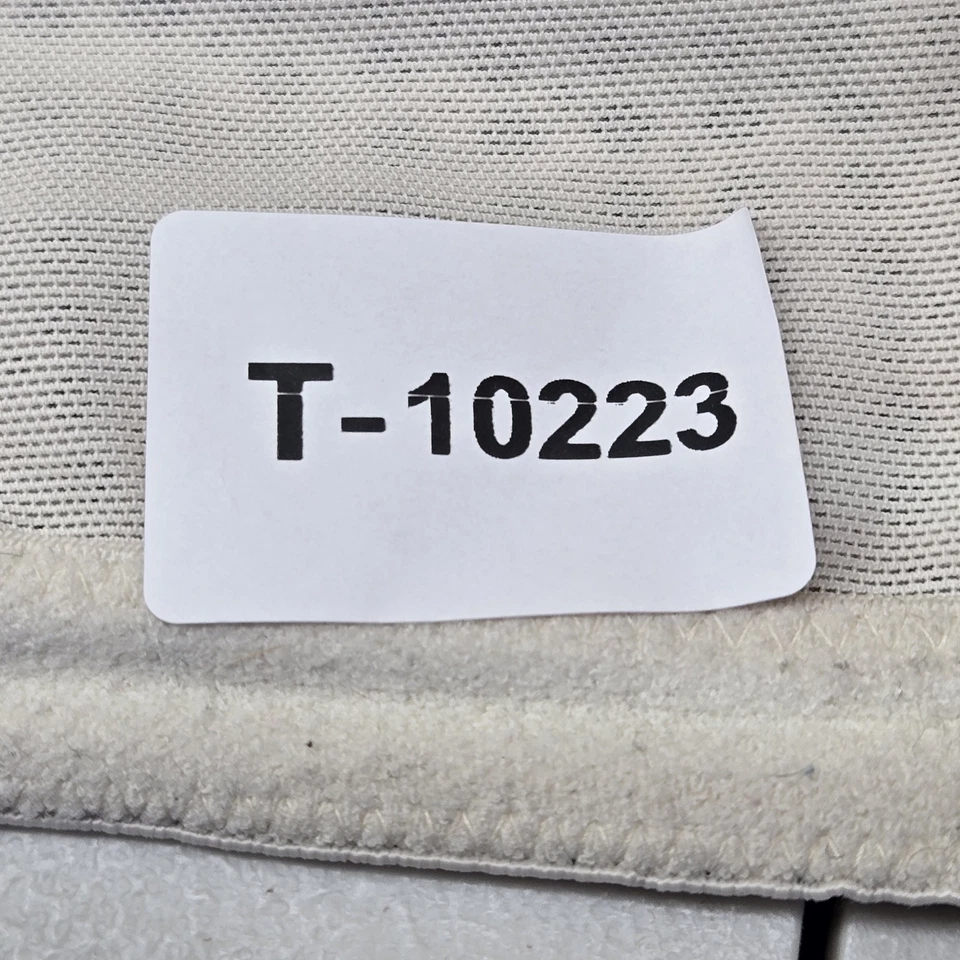 Sujetador Cacique para mujer 42DDD blanco encaje refuerzo geométrico con aros Foto 2 de 4