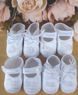 Baby Schuhe weiß Satin weich Kinderwagen bestickt bedruckt Junge Mädchen Taufe 0-3m