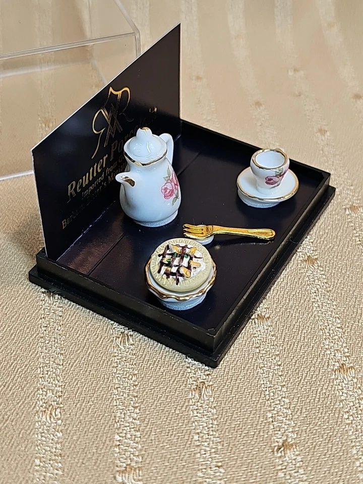 REUTTER PORCELANA R3978 PARA CASA DE MUÑECAS MINIATURA Foto 3 de 4