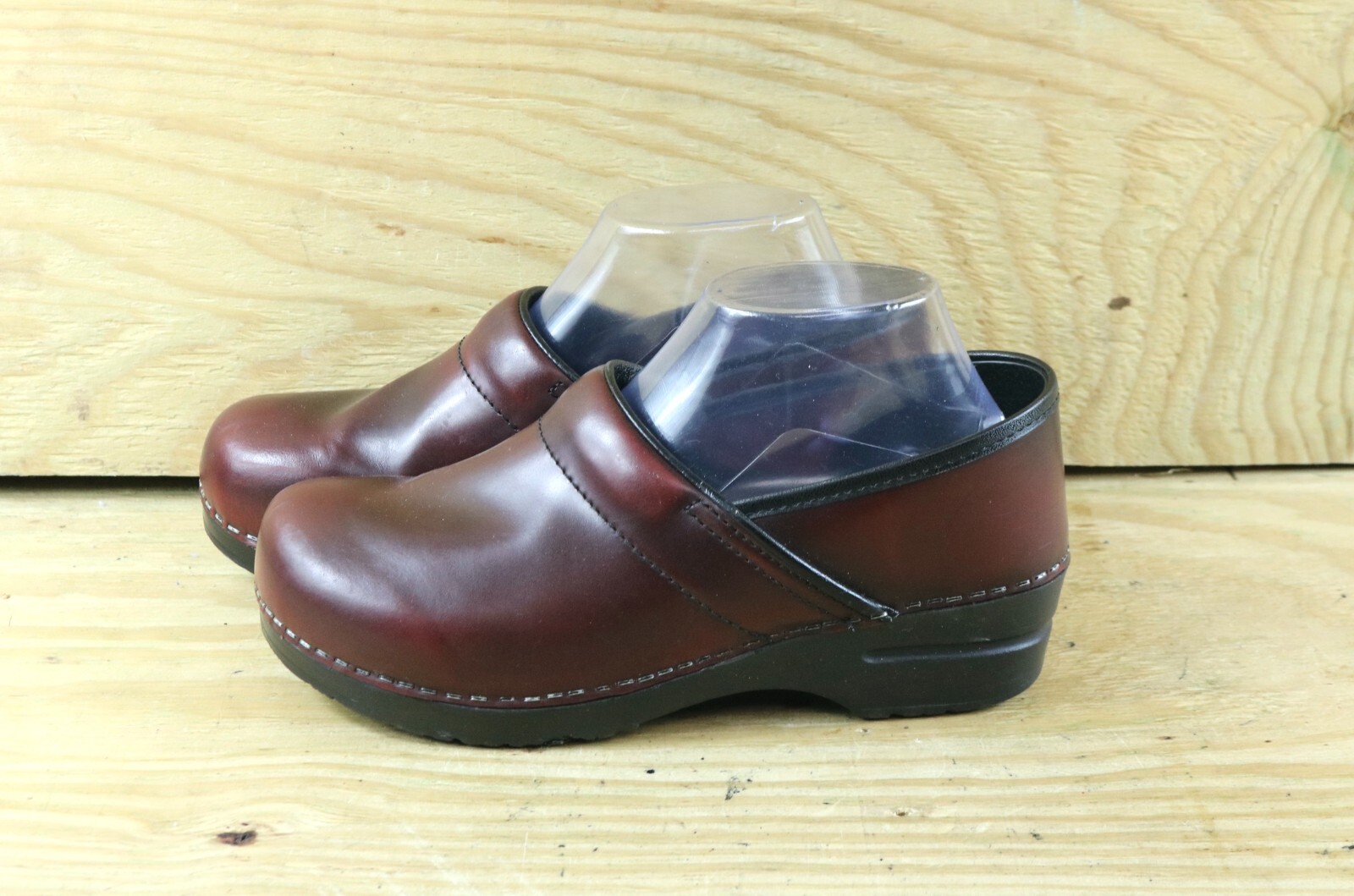 Dansko Womens Size 9.5 Red Leather Clogs Comfort Mules Slip Resistant  -image