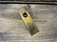 VTG NICE OLD CAST BRASS HEAVY SOLID AGED PATINA ANTIQUE DOOR KNOB BACKPLATE
