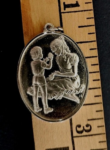 1976 Franklin Mint Mother's Day 14 Grams 1/2 oz Sterling Silver Medallion