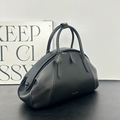 Alaïa Leather Teardrop Dome Top Handle Bag Black Soft Calfskin Satchel33×20×14cm