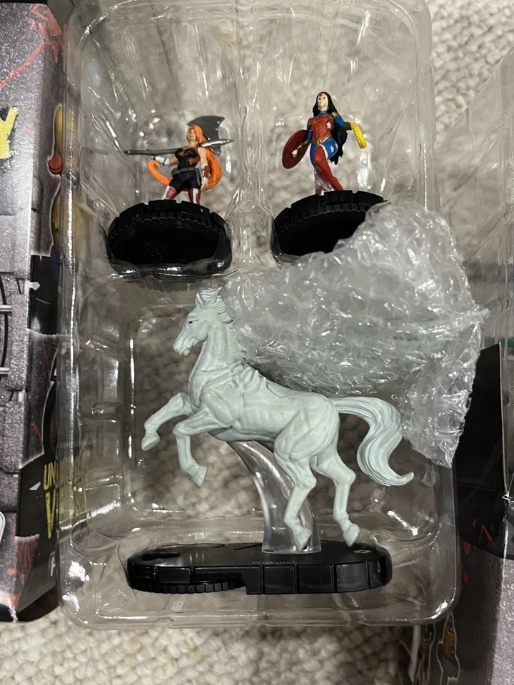 Heroclix DC Fight For Gotham City Vault Booster Pegasus Wonder Woman Amazonian - Image 2 of 3