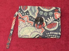 VERA BRADLEY Your Turn Smartphone Wristlet - Nomadic Floral Turnlock