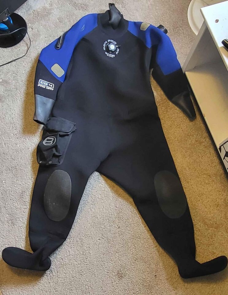 Bare CD 4 PRO Dry Suit Scuba Diving Gear, Dry hood, Trek boot! | eBay