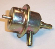 NEW Bosch 0280160200 Fuel Injection Pressure Regulator, 39 PSI, In original box