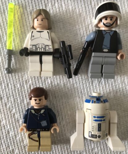 LEGO Star Wars Classic Character Bundle - Hoth, Skywalker, Obi-Wan, R2D2 - Picture 5 of 5