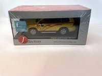 JC256 J Collection 1:43 Toyota Land Cruiser 200 Qatar Fire Brigade 2009