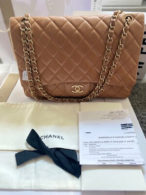 CHANEL / zeitloser Maxi Jumbo (camelfarben)