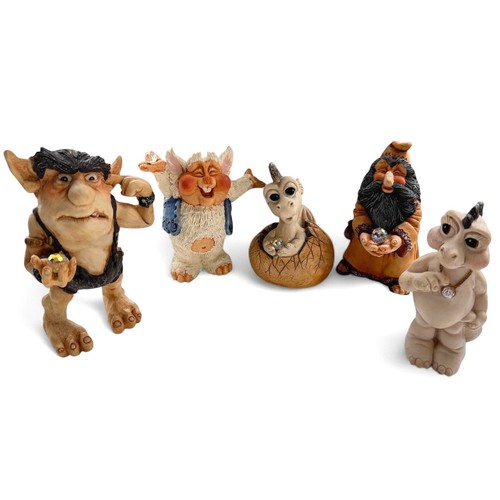 World of Krystonia Trumph with Crystal Fantasy Figurine