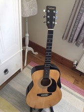 Falcon F300N Acoustic Guitar parlour Levis strap