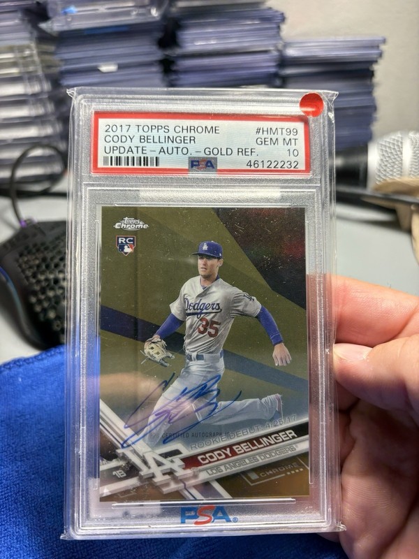 2017 Topps Chrome Update Cody Bellinger Auto /50 Debut Gold Refractor PSA 10 RC