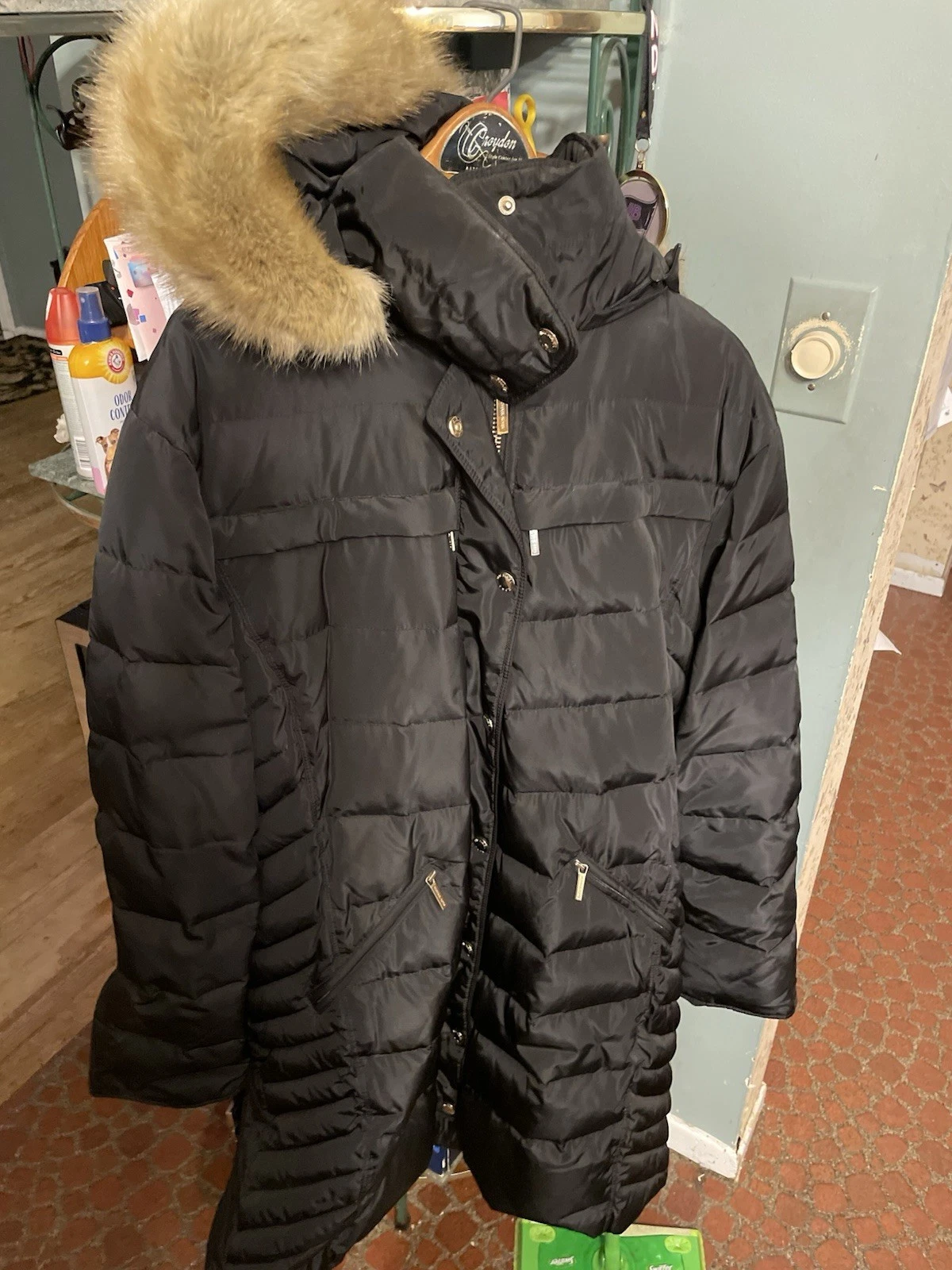 Giacca con cappuccio Michael Kors lunga imbottita bordo pelliccia sintetica con tasche