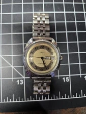 Retro Timex Electronic Day/Date Men’s Wrist Watch Chrome Plated READ