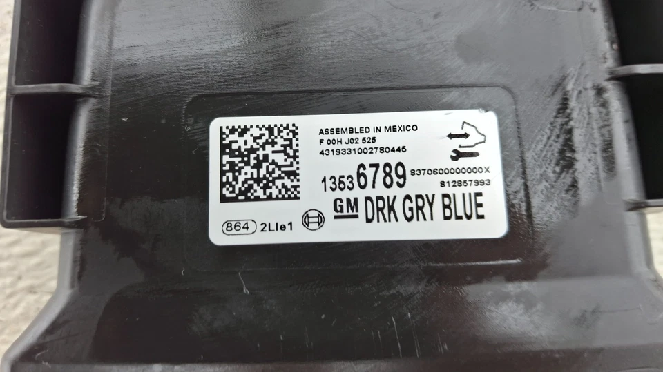 Módulo de control de puerta de enlace de navegación Buick Enclave 2020-2021 OEM 13536789 Foto 3 de 4