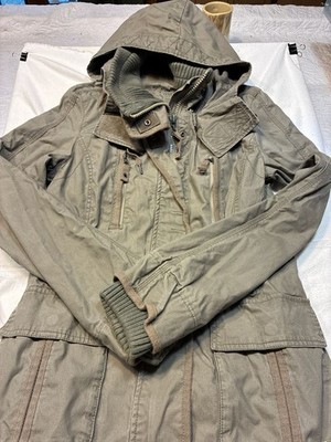 Vans Women's Rugged Athletic Wearables Utility Jacket